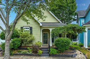 318 Center Dr, Davidson, NC 28036 - Photo 1