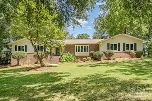 8128 Appaloosa Ln, Charlotte, NC 28215 - Photo 1