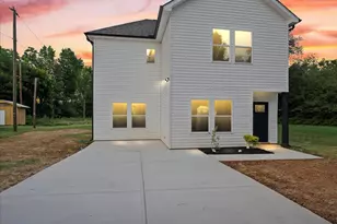 405 E Broad St, Salisbury, NC 28144 - Photo 1