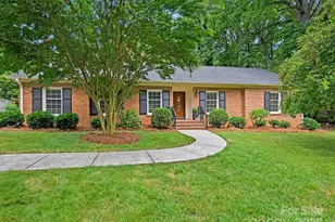 1041 Regency Dr, Charlotte, NC 28211 - Photo 1