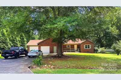 4885 Maggie Drive, Hickory, NC 28602 - Photo 1