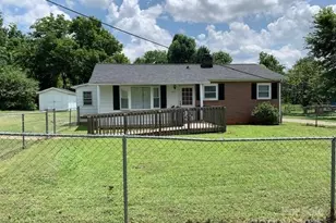 507 Spruce St SW, Lenoir, NC 28645 - Photo 1