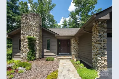 19 Jasmine Place, Laurel Park, NC 28739 - Photo 1