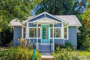 11 Craig Cir, Asheville, NC 28805 - Photo 1