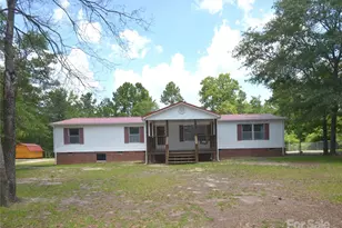 8221 Feather Run Rd, Kershaw, SC 29067 - Photo 1