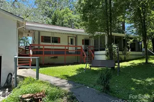 3036 Holly Hill Rd, Hendersonville, NC 28792 - Photo 1