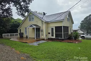 204 Smith St, Clover, SC 29710 - Photo 1