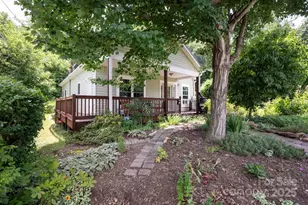 32 Water St, Asheville, NC 28801 - Photo 1