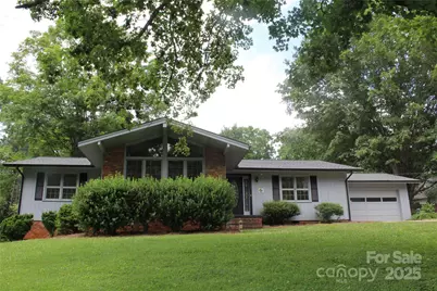 304 N Terrace Place, Morganton, NC 28655 - Photo 1