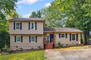 9111 Windjammer Dr, Tega Cay, SC 29708 - Photo 1