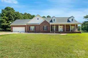 1225 Timber Run Dr, Dallas, NC 28034 - Photo 1