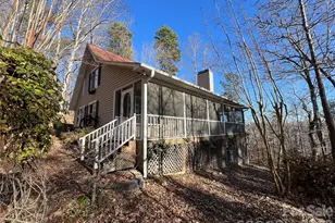 430 Laurel Hts Ln, Tryon, NC 28782 - Photo 1
