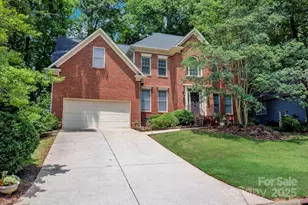 5138 Foxbriar Trail, Charlotte, NC 28269 - Photo 1