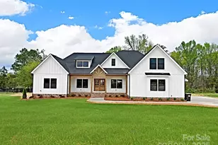 5016 Carolina N Dr, Gastonia, NC 28056 - Photo 1