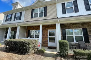 4327 Kobuk Ln, Charlotte, NC 28269 - Photo 1