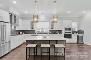 5052 Lesleewood Ct, Charlotte, NC 28226 - Photo 1