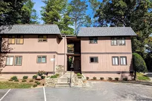 11 Lake Dr, Hendersonville, NC 28739 - Photo 1