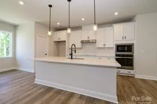 816 Flintside Ln, Charlotte, NC 28217 - Photo 1