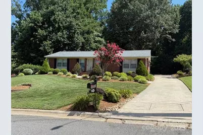 418 Holland Circle, Statesville, NC 28677 - Photo 1