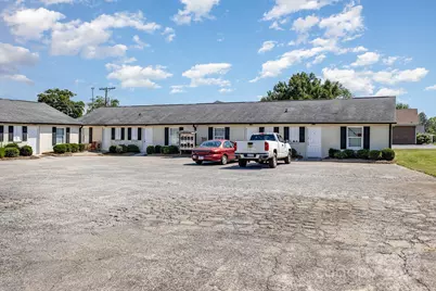 1655 N Webb Street, Gastonia, NC 28052 - Photo 1
