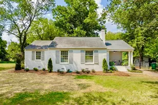 5815 Wedgewood Dr, Charlotte, NC 28210 - Photo 1