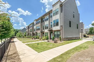 824 Broad River Ln, Charlotte, NC 28211 - Photo 1