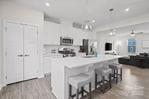 1217 Ashbury St, Charlotte, NC 28216 - Photo 1