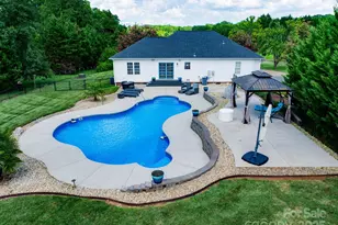 1526 Lauren Alexis Ct, Dallas, NC 28034 - Photo 1