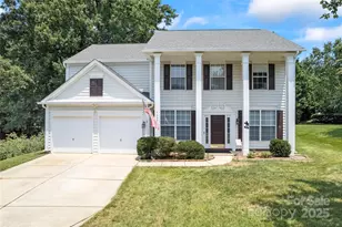 5630 Cambridge Bay Dr, Charlotte, NC 28269 - Photo 1