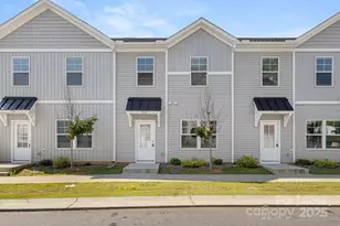 117 Dogwood Vlg Trl, Mooresville, NC 28115 - Photo 1