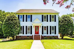 5724 Ivygate Ln, Charlotte, NC 28226 - Photo 1