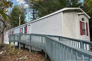 572 Blue Ridge Gem Stone Rd, Spruce Pine, NC 28777 - Photo 1