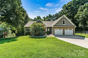 3450 4th St Blvd NW, Hickory, NC 28601 - Photo 1