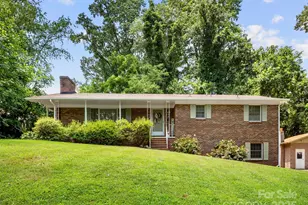 9 Baker Dr, Asheville, NC 28806 - Photo 1