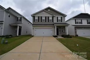 4009 Stoneygreen Ln, Charlotte, NC 28215 - Photo 1