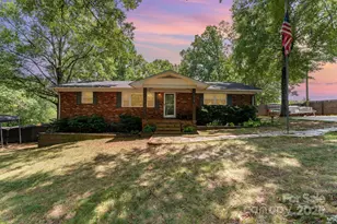 1018 Michigan St, Kannapolis, NC 28083 - Photo 1
