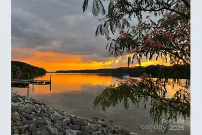 2651 E Paradise Harbor Drive #275, Connelly Springs, NC 28612 - Photo 1