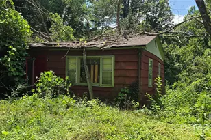 819 Montclair Cir NW, Lenoir, NC 28645 - Photo 1