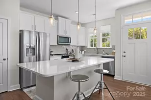 4139 Walking Ridge Rd, Charlotte, NC 28208 - Photo 1