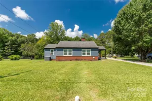 1658 Hillcrest Ave, Lancaster, SC 29720 - Photo 1