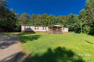 338 Aquarius Dr, Clover, SC 29710 - Photo 1