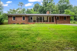 174 Christian Creek Rd, Swannanoa, NC 28778 - Photo 1