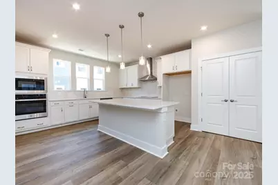 7004 Impulse Court, Charlotte, NC 28205 - Photo 1