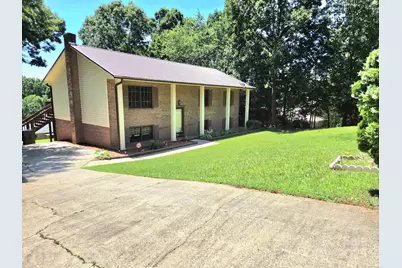 717 2nd Street SW, Conover, NC 28613 - Photo 1