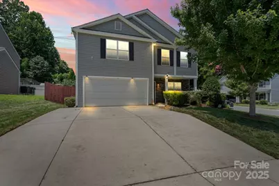 5631 Graypark Drive, Charlotte, NC 28269 - Photo 1