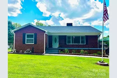 607 6th Street Court NW, Conover, NC 28613 - Photo 1