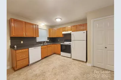 1407 Browdis Avenue, Kannapolis, NC 28083 - Photo 1