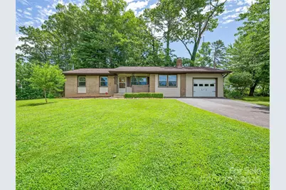 131 Maywood Road, Hendersonville, NC 28792 - Photo 1