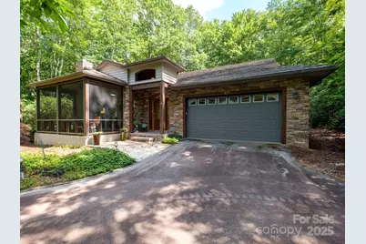 877 Soquili Drive, Brevard, NC 28712 - Photo 1