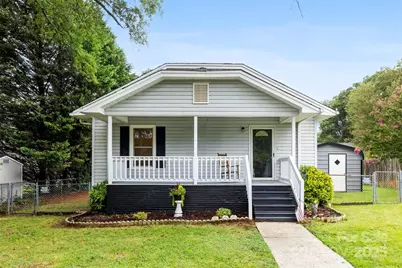 204 Live Oak Avenue, Belmont, NC 28012 - Photo 1